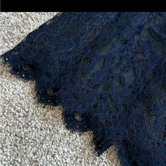 J CREW Navy Lace Skirt size 2 NWT - Picture 3 of 6